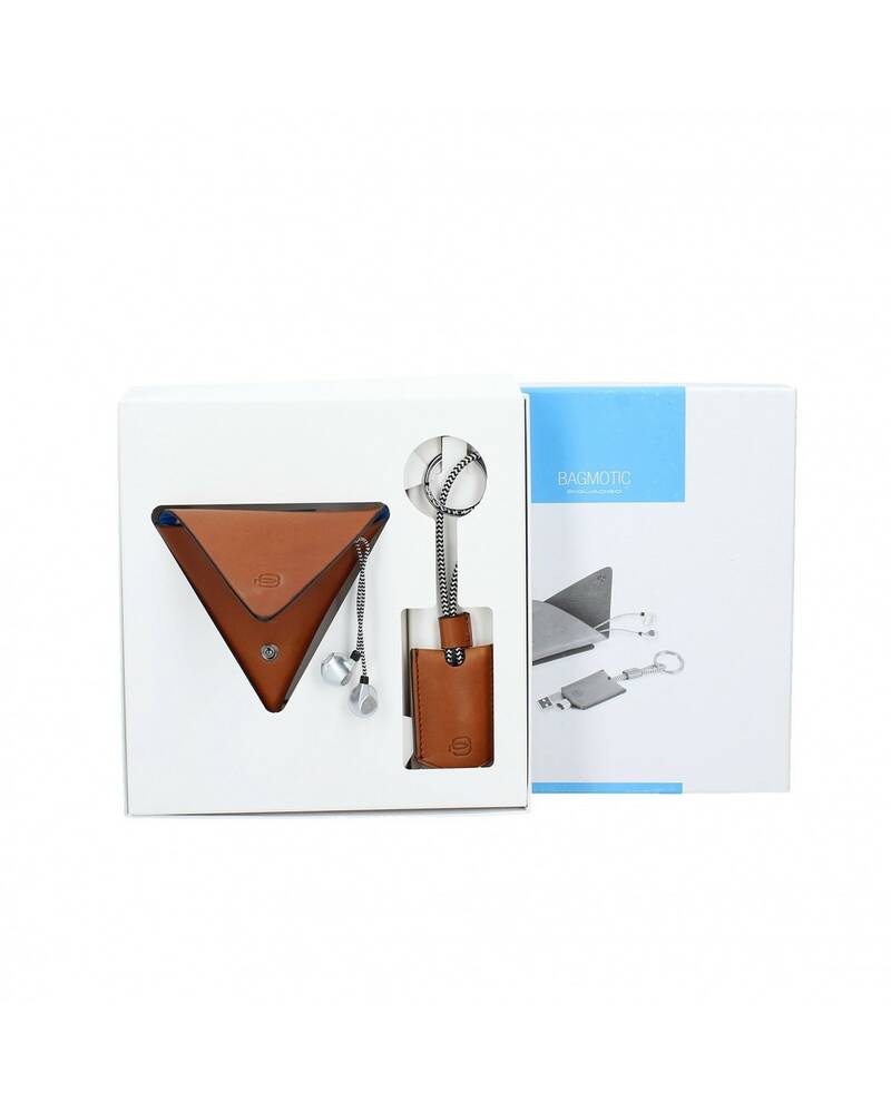 Piquadro BagMotic - Leather key-chain with USB, micro-USB and lightning  cable Colour Blue